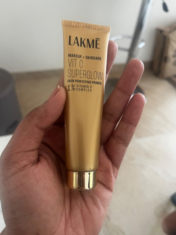 Lakme Makeup+Skincare VitC